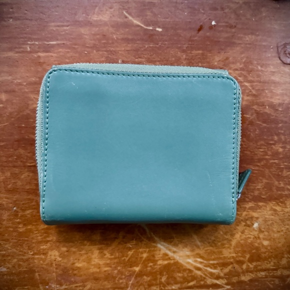 CELINE vintage trifold compact Leather wallet & zippered compartment in teal - Picture 2 of 5